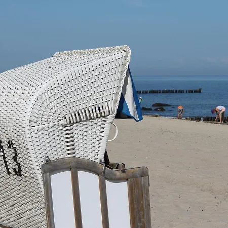 Luxurious Holiday In Mecklenburg With Garden Casa vacanze Kägsdorf