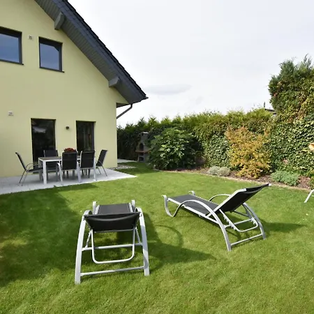 Luxurious Holiday In Mecklenburg With Garden Casa vacanze Kägsdorf
